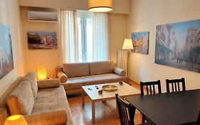 Grand Apartment In Parliament Square