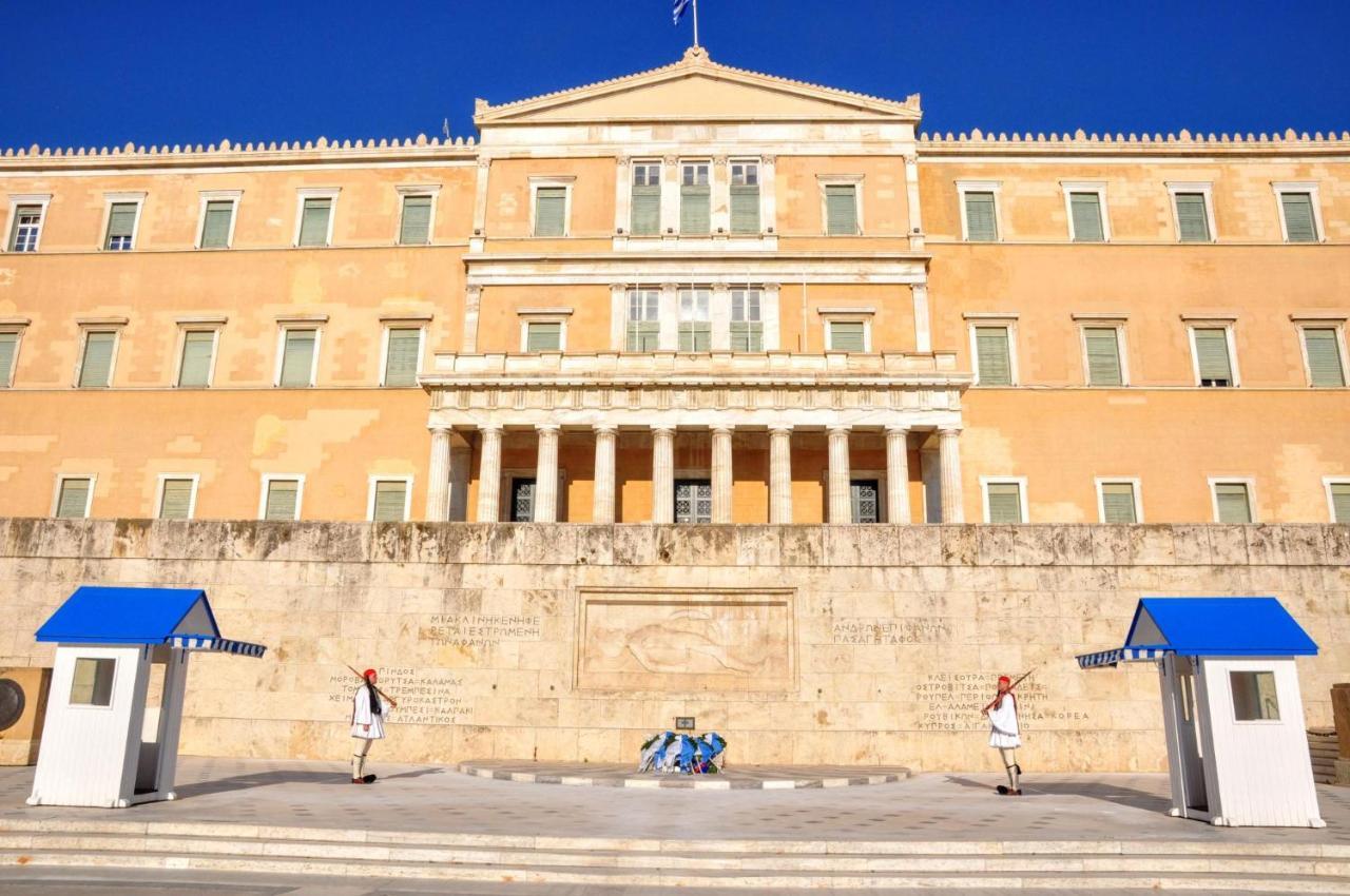 אתונה Grand Apartment In Parliament Square מראה חיצוני תמונה